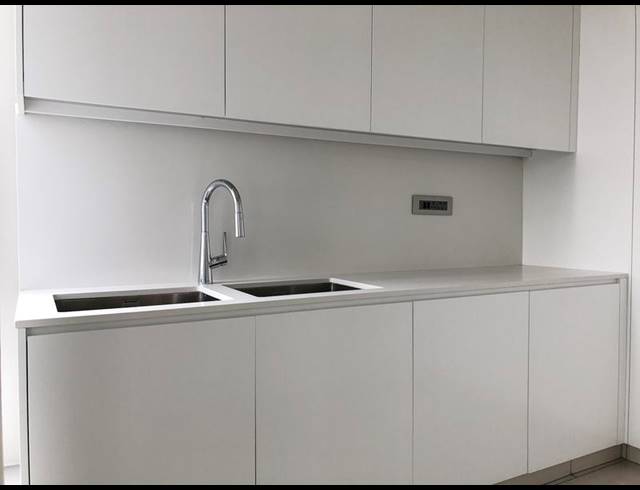 4 BEDROOM APARTMENT FOR SALE IN SANDHURST